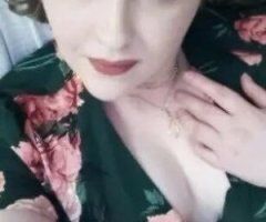 Sadie, Petite Blonde Geeky Girl-Next-Door — Intimate Massage & Girlfriend Experience - Image 4