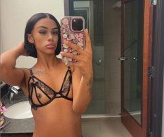 Petite discreet escort in Chicago—sexy, fun, upscale play - Image 3