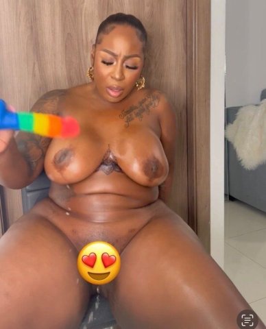Akron OH Female Escort — Full service, incall/outcall + video chat - 1