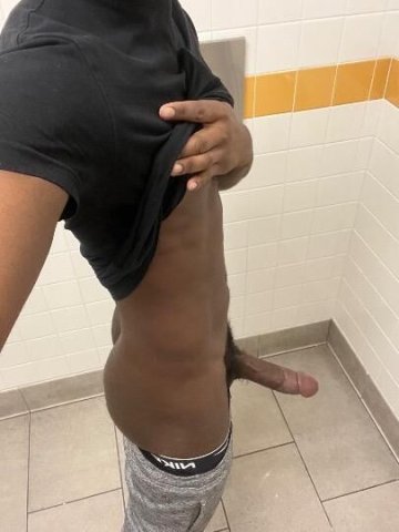 DL LOWKEY 🍆 IS ALWAYS BETTER . LET ME SLUT YOU OUT - 1