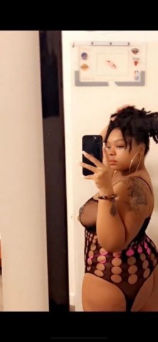Fresno Incalls & Outcalls — Short & Thick Escorts - 1