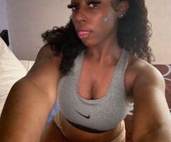 Dallas escorts - Dallas Female Escort — Facetime Shows + Hour Specials, Cardates & Outcall