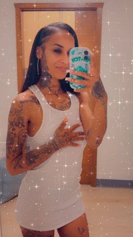 Jazmine — Tall Curvy Female Escort for Overnights & Dinner Dates - 1