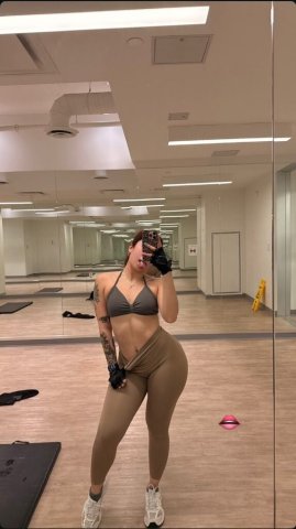 Allie (31) Birmingham Female Escort — GFE & boyfriend experience, massage - 1