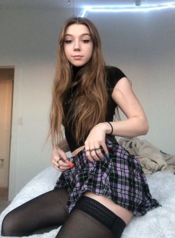 Richmond Female Escort — Sweet, tight, in-call or out-call - 1