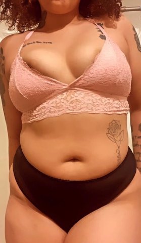 Indianapolis IN Female Escort — Overnight Nuru Massage, Incall/Outcall Car Dates - 1