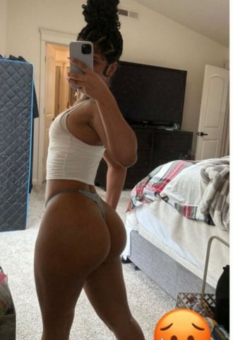 Kayla — Funsize Petite Escort for Out Calls (Your Place Only) — Cape Cod - 1