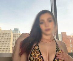 Country Girl (21) — German and Greek Services, Videos + FaceTime - Image 3
