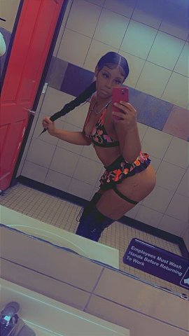 Alana — Female Dom Provider in Oklahoma City, OK (2-girl specials + privates) - 1