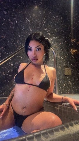 Manhattan Female Escort — Outcalls Only (24) - 1