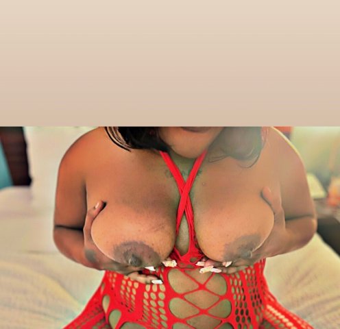 Youngstown OH Female Escort — Warren Cardates & Outcalls - 1