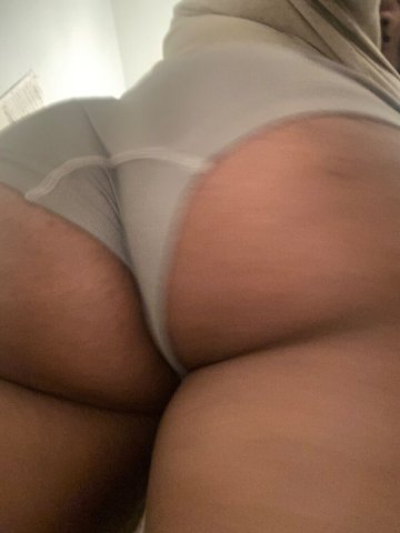 West Palm Beach Female Escort — QV, Blowjob & 1hr Services - 1