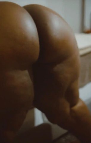 Atlanta BBW 82-Inch Ass — In-Call Only (Luxury Residence) - 1