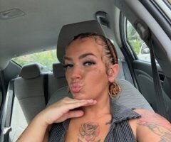 Petite Curvy Escort in Louisville, KY - Image 7
