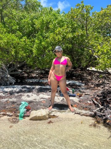 Latina Ardiente  Outcall - 30 (Disponible 24/7) en Miami, Florida - 1