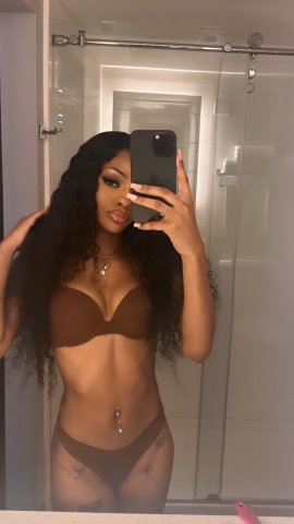 Atlanta Female Escort — Incall & Outcall (Deposit Required) - 1