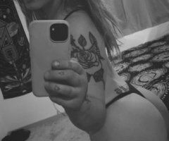 Hudson Valley NY Female Escort — in car & out car fun - Image 9