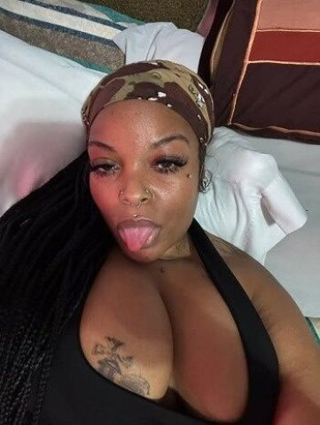 Space Coast Curvy Female Escort — Throat Goat, Incalls & Outcalls - 1