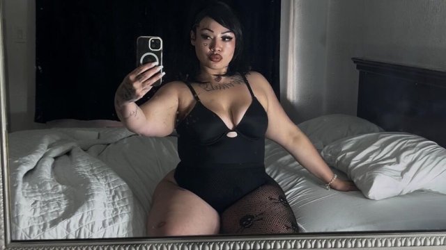 Orange County Thick Latina Adult - 1