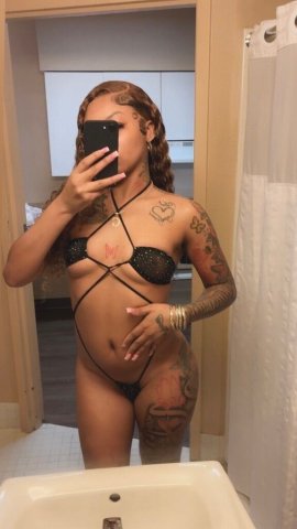 Visalia Female Escort — Domination, Nuru Massage & Foot Worship - 1