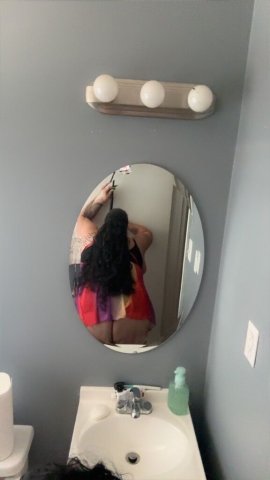 Greek Goddess Female Escort in Louisville — Sensual Massage, Fresh Shower Visits - 1