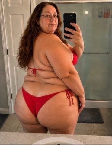 VIP Hot Mom (50) Escorts — discreet oral, 69, BJ, GFE, video chats & more in Western Slope, CO - 1