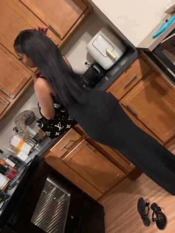 Madison WI Petite Female Escort — In-Calls & Outcalls, Uber/Deposit Options - 1