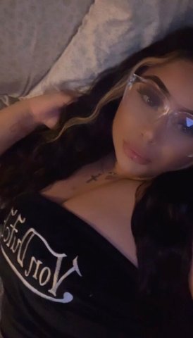 Manchester NH Incall & Outcall Female Escort - 1