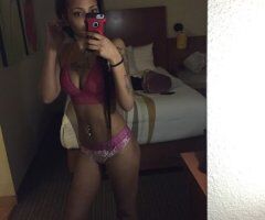 Quad Cities escorts - Quad Cities Incalls-Only Female Escort — 10-20 min & 30 min options