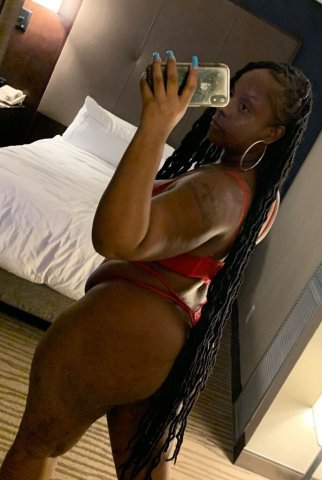 Ebony Beauty Escort — In-Call & Out-Call Sessions (Bozeman, MT) - 1
