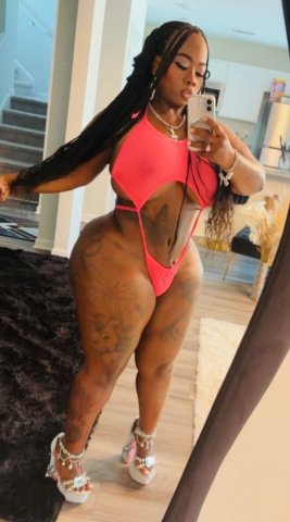 Chocolate-Theme Escort — Richmond Incall & Outcall (Daddy Role) - 1