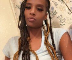 Westchester Slim-Thick Pretty Female Escort - Image 2