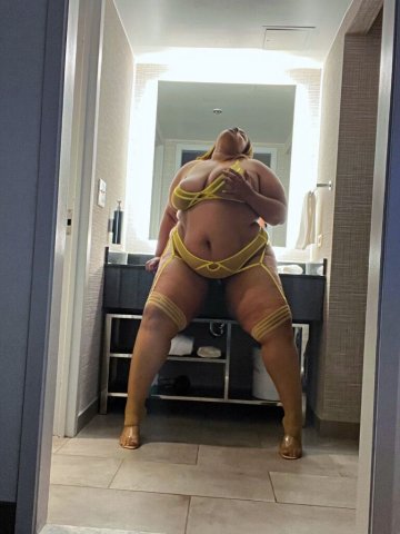 Fredericksburg VA Pretty Face & Throat Goat—Limited Availability Outcalls - 1