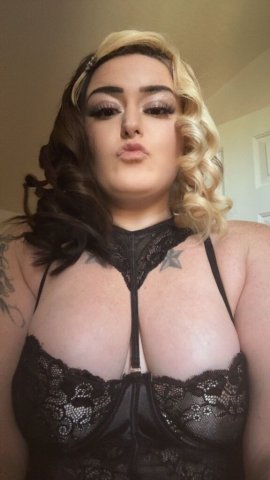 Tempe Female Escort — Sunday Funday, tight grip & best head game in AZ - 1