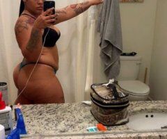 Monroe LA Mature Woman — Lap Dances, No Bare Sex - Image 4