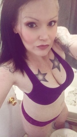 Tucson AZ Female Escort — BJ specials & real recent pics - 1