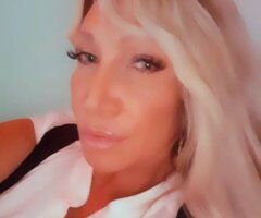 Ventura Party Girl — Luxury Time 36E • Couples Welcome - Image 2