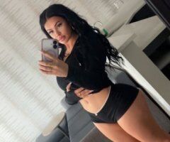 Richland Tri-Cities WA Female Escort — text-only incall scheduling - Image 3