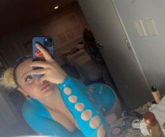 Los Angeles Blonde Bombshell — Sensual Curves & Cum-Tease Energy - Image 3