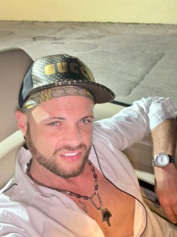Upscale Male Companion — Discreet, Confident & Selective - 1