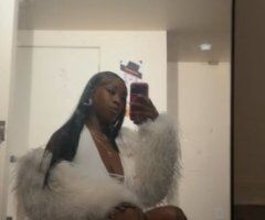 Kansas City MO Female Escort — Soft, discreet experiences - Image 2
