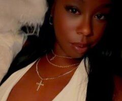 Kansas City MO Female Escort — Soft, discreet experiences - Image 4