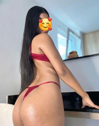 Pretty Petite Horny Girl Text Me — Bridgeport Head & Pussy - 1