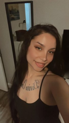 Monica — Facetime Show + Customs, NYC Verification Required - 1
