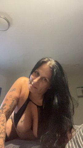 Long Island Female Escort — classy, sensual meetups by text - 1