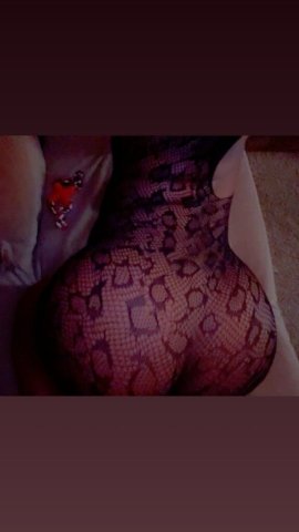 Birmingham Female Escort — Candy-Sweet Stress Relief - 1