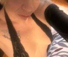 Trixie — St. Louis Female Escort for Oral - Image 3