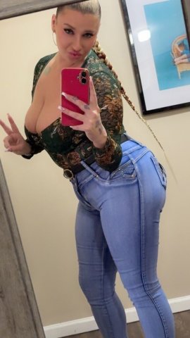 Nikki Baby (31) — Madison WI Female Escort - 1