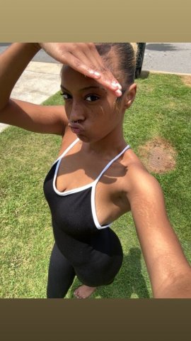 Anderson Area Petite Brunette Escort — Meet for Intimacy & Toys - 1