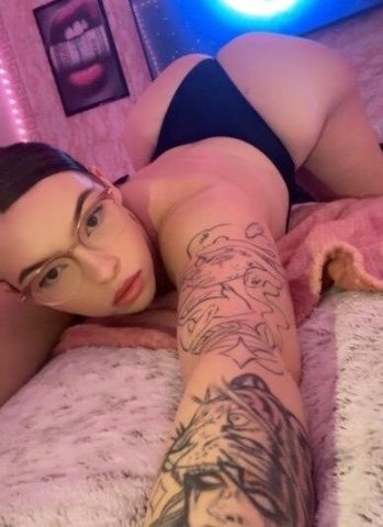 FaceTime Show & Premium Photo/Video Seller in Denton, TX — Outcall/Hotel/Car Fun - 1